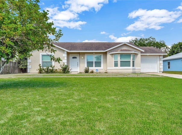1725 6th Avenue SW, Vero Beach, FL 32962