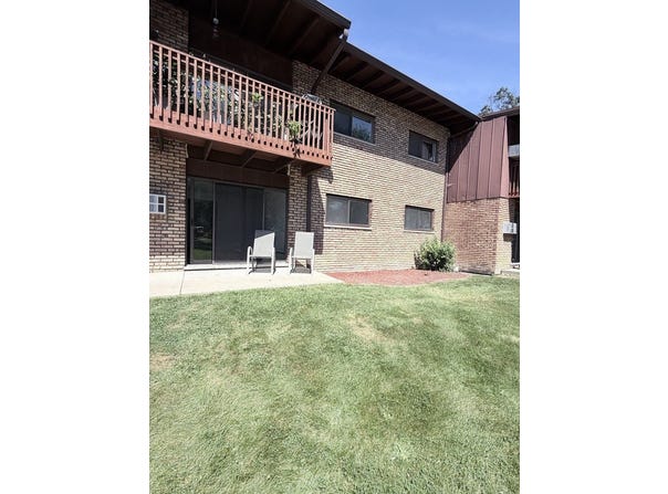 8000 Archer Avenue, Willow Springs, IL 60480