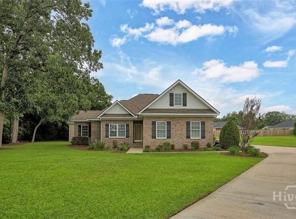 1830 Old Carriage, Statesboro, GA 30458
