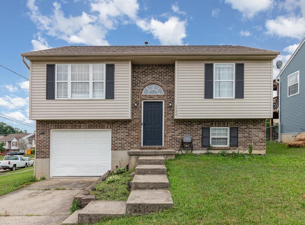 1539 Raintree Court, Elsmere, KY 41018
