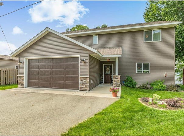 17643 Janssen Drive, Cold Spring, MN 56320