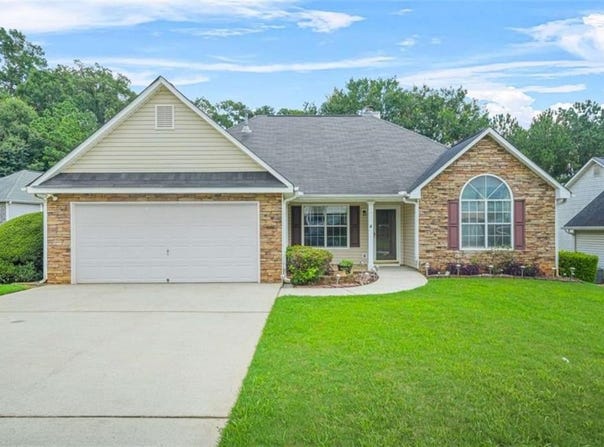 1890 Owens Trail, Rex, GA 30273