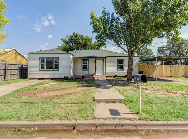1010 13th Street, Abernathy, TX 79311