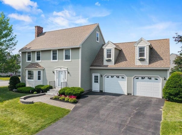 45 Snowberry Drive, South Portland, ME 04106