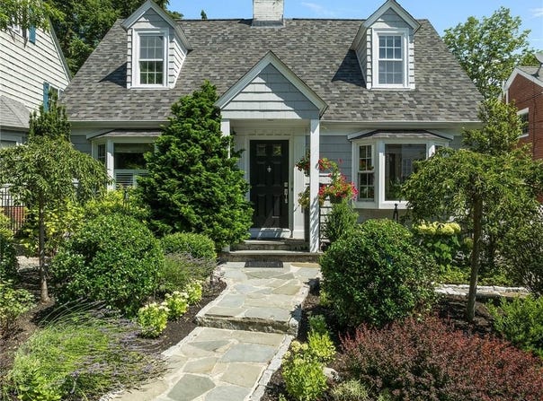 86 Vassar Avenue, Providence, RI 02906