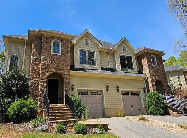 446 Licklog Ridge, Hayesville, NC 28904