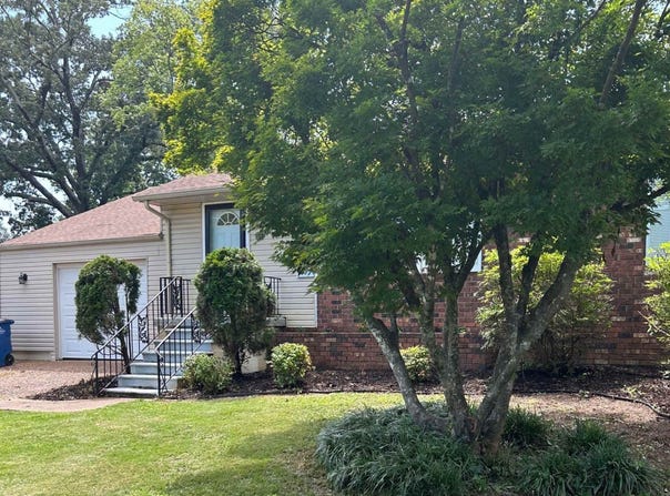 1131 Atlanta St, Florence, AL 35630