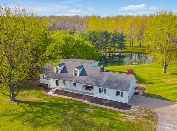 9585 Shaw Road, Spencer, OH 44275