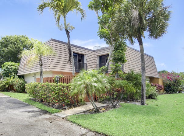 326 Jupiter Lakes Boulevard, Jupiter, FL 33458