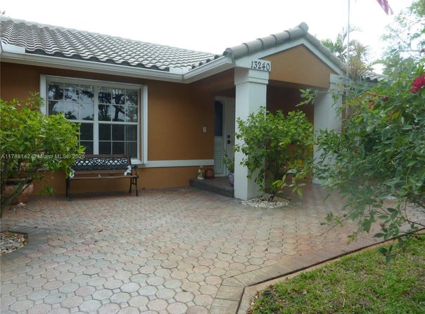 13240 SW 20th St, Miramar, FL 33027