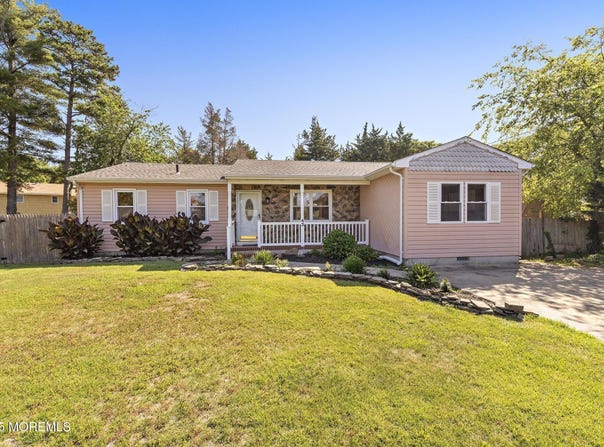 43 Walnut Street, Little Egg Harbor, NJ 08087