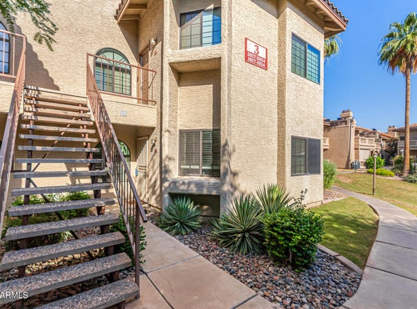930 N MESA Drive, Mesa, AZ 85201