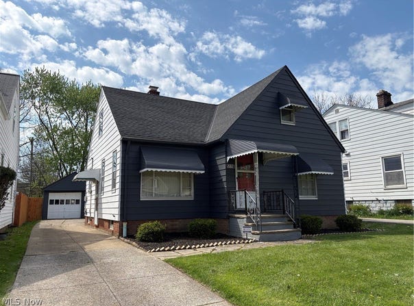 5116 Erwin Street, Maple Heights, OH 44137