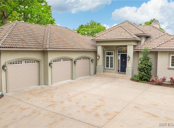 207 Buck Deer Lane, Camdenton, MO 65020