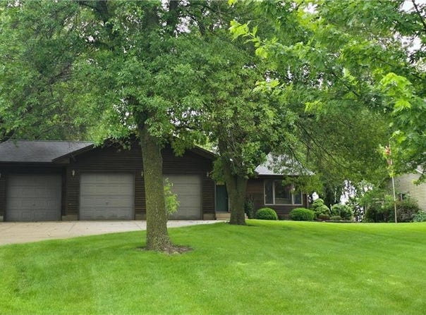 2145 Kenneth Drive, Albert Lea, MN 56007