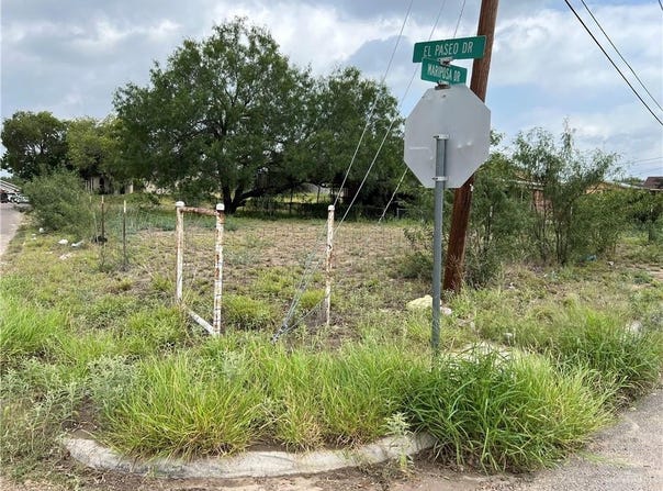 100 N Mariposa Drive, Rio Grande City, TX 78582