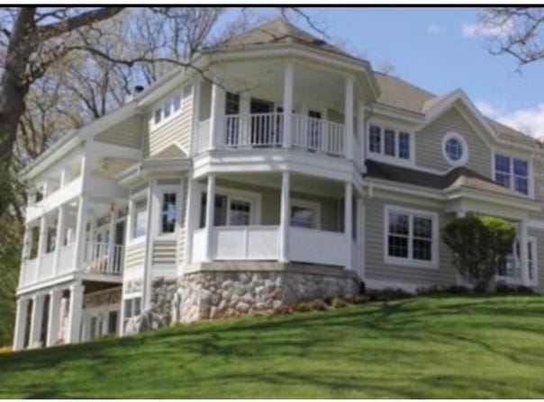 1330 Prestwick Drive, Lake Geneva, WI 53147