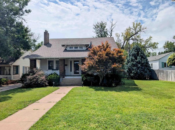 123 W 23rd Ave, Hutchinson, KS 67502