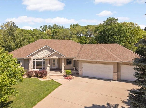 6209 Heather Place NE, Fridley, MN 55432