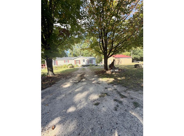 2928 E Madison Road, Hart, MI 49420