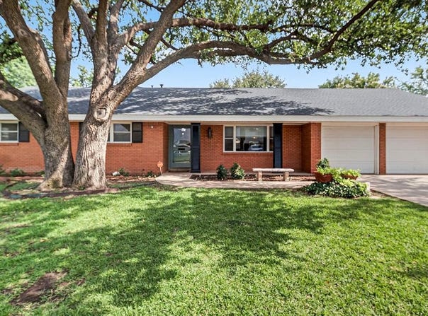 2815 Frontier Dr, Midland, TX 79705