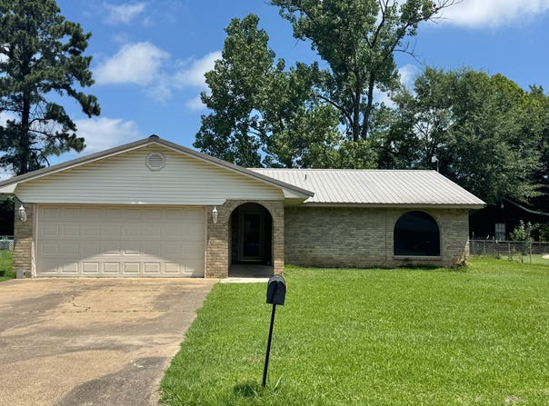1405 Garfield, Idabel, OK 74745