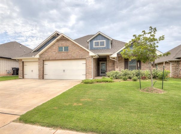 1508 NE 33rd Terrace, Moore, OK 73160