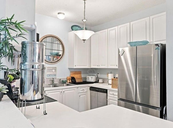 7165 Majestic Boulevard, Navarre, FL 32566
