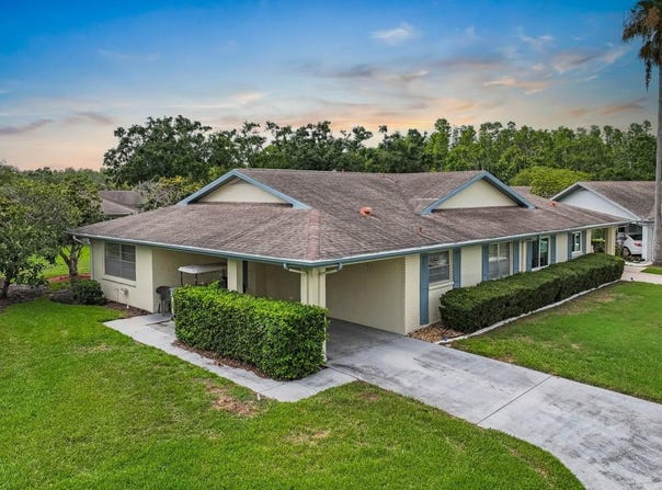 2006 HADRIAN COURT, SUN CITY CENTER, FL 33573
