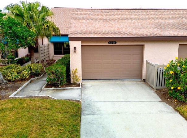 6085 CLUBSIDE DRIVE, SARASOTA, FL 34243