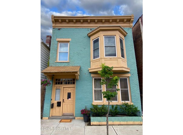 329 4th Street, Troy, NY 12180