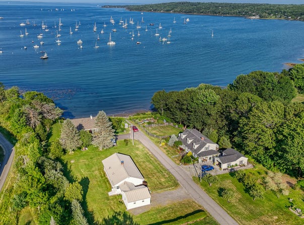 20 Harborside Terrace, Owls Head, ME 04854