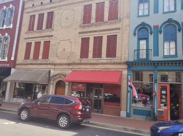 208 Broadway, Paducah, KY 42001