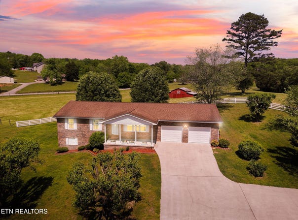 415 Lawnville Rd, Kingston, TN 37763