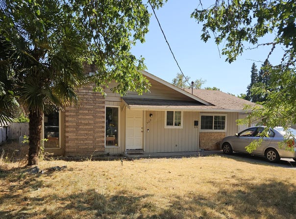929 SW H Street, Grants Pass, OR 97526