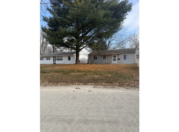 128 S Scottswood Drive, Urbana, IL 61802