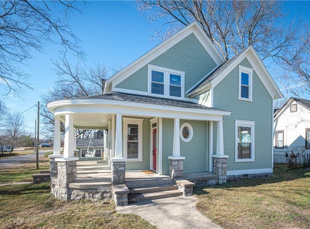 402 N Maxwell Street, Siloam Springs, AR 72761