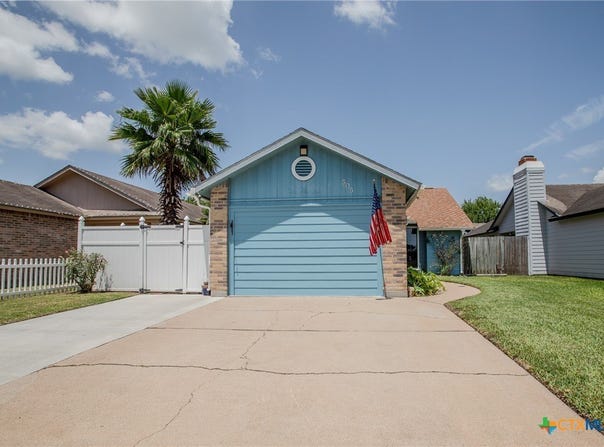 505 Cabana Drive, Victoria, TX 77901