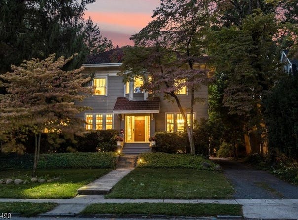 115 Maplewood Ave, Maplewood Twp., NJ 07040-1233