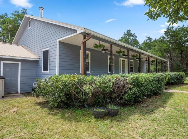 596 Herron TRL, McDade, TX 78650
