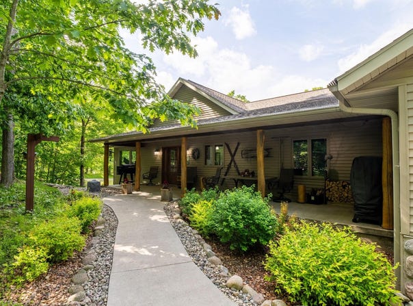 N5375 KENTWOODS RD, Bryant, WI 54418