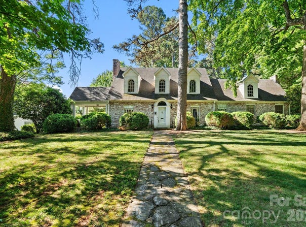 2928 Windsor Road, Winston Salem, NC 27104