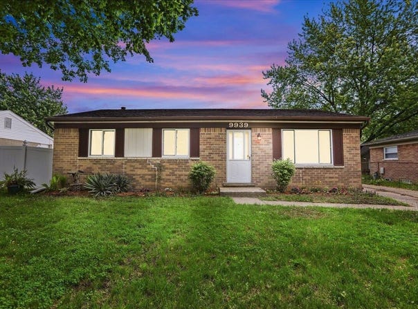 9939 Hamilton Street, Van Buren Twp, MI 48111