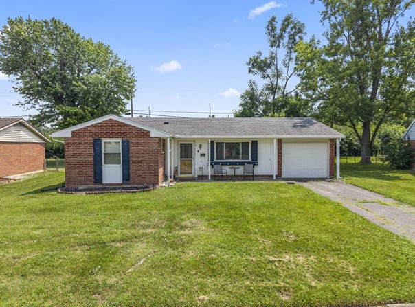 454 W Mayfield Square, Troy, OH 45373