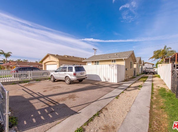 117 S Hayes Ave, Oxnard, CA 93030