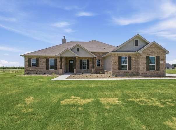 136 Hillview Trail, Decatur, TX 76234