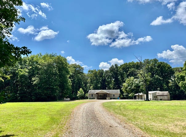 154 Whimbrel Drive, Farina, IL 62838