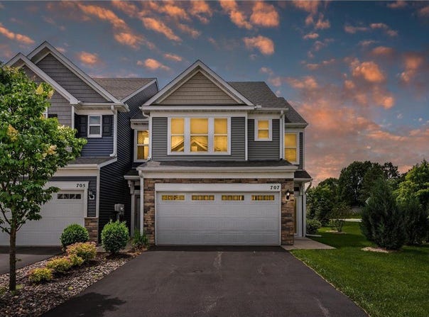 707 Rockburn Road, Chanhassen, MN 55317