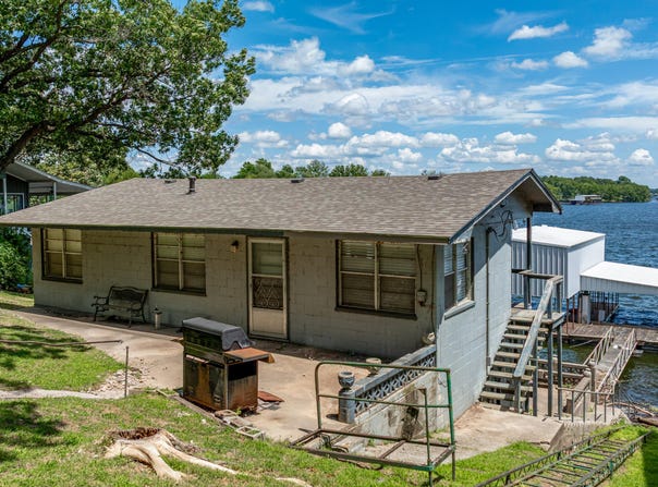 24510 S 647 Road, Grove, OK 74344