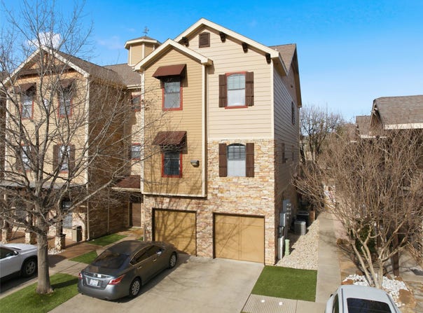 2410 S 2nd Street, Waco, TX 76706